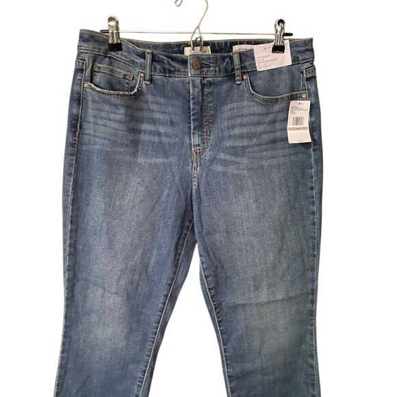 Jessica Simpson High Rise Forever Rolled Ankle Jeans - Picture 3 of 7